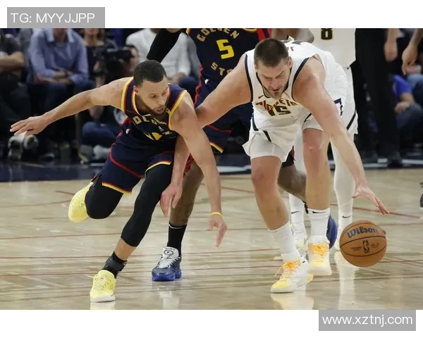 聚焦足球巨星控球瞬间展现极致脚法与赛场艺术魅力